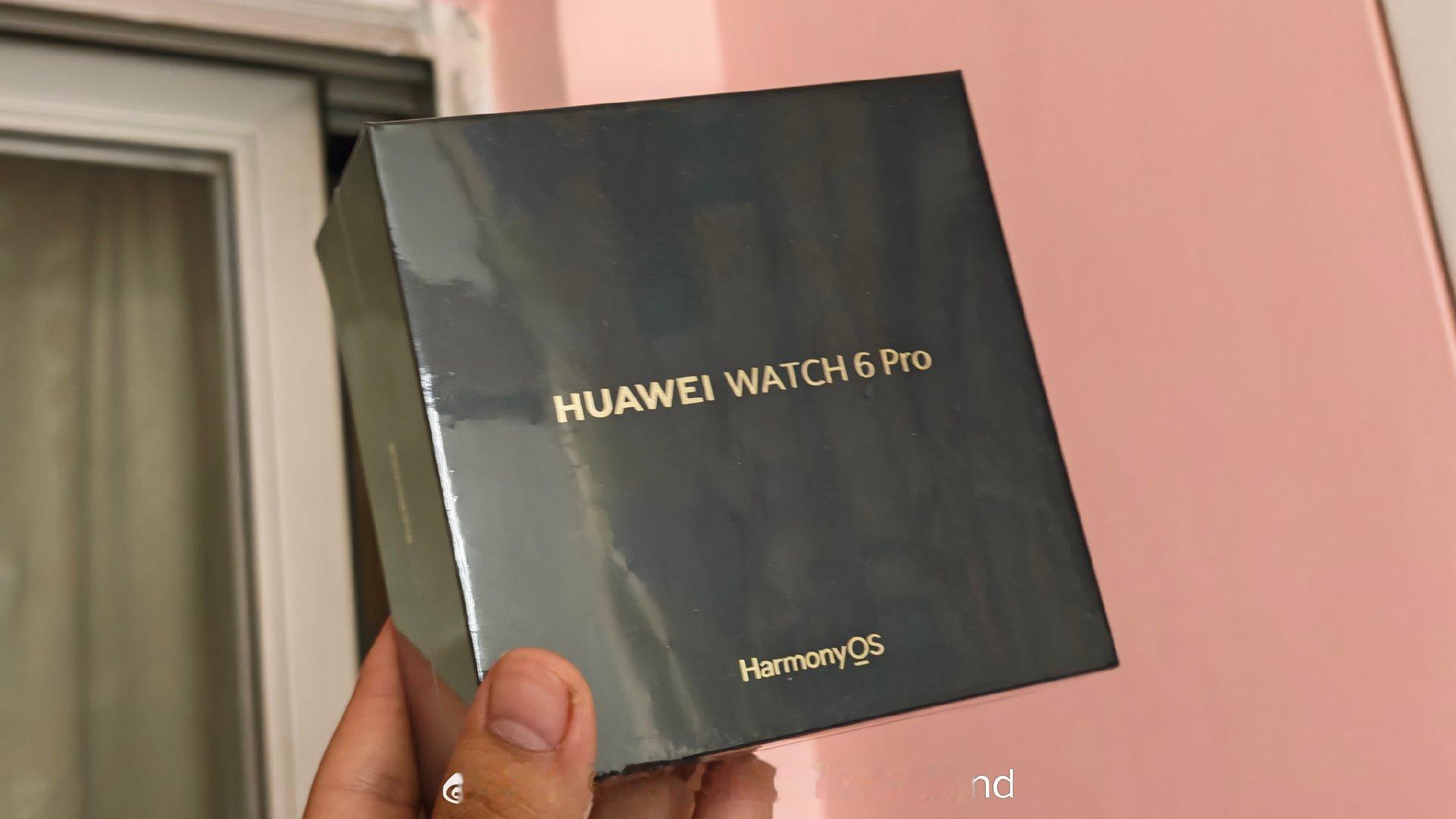 给莎莎的华为Pura X Max配一个最新的华为Watch 6 Pro陶瓷款~今天就送到了[比耶]

#华为watch6pro陶瓷白亮相# ​