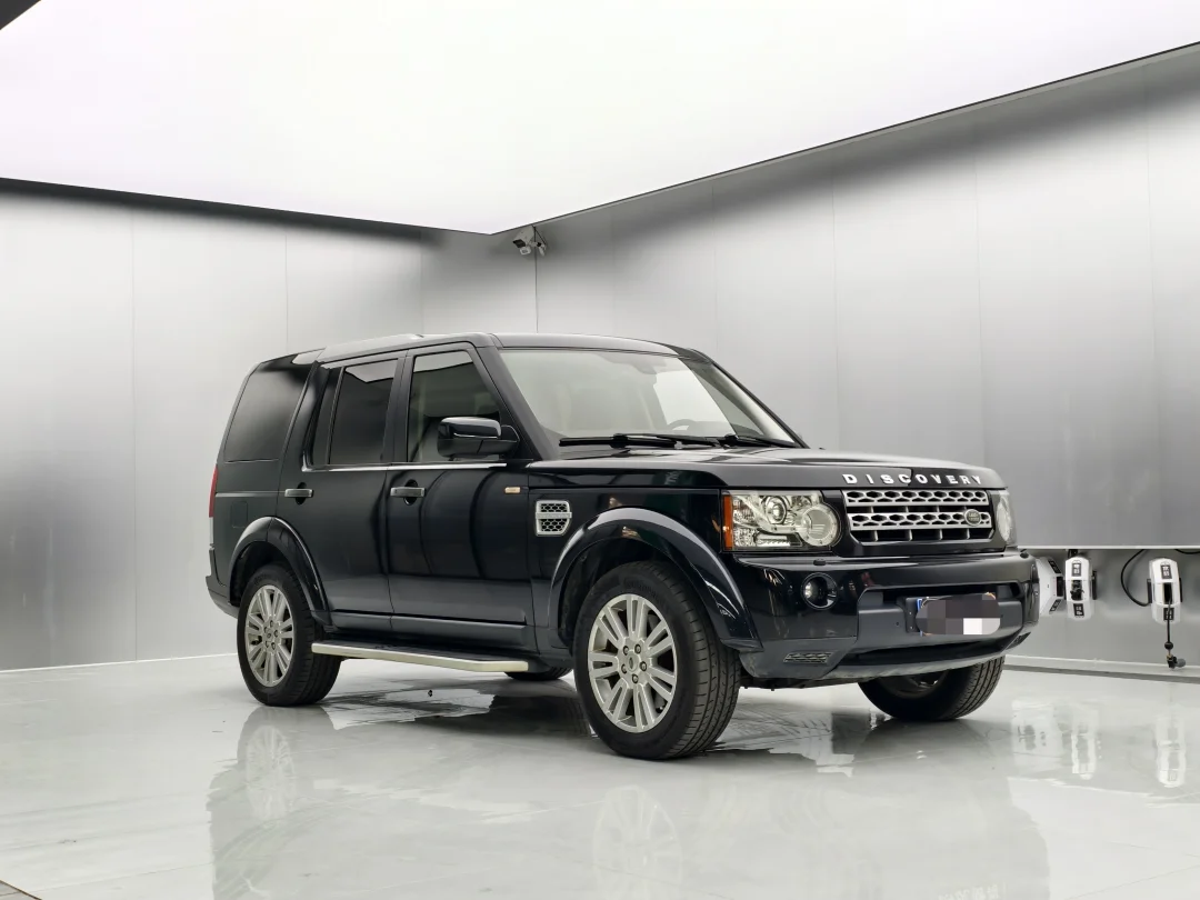 买入1辆12款12年路虎发现四5.0V8
实表17万公里 原版 局部补漆 查博士