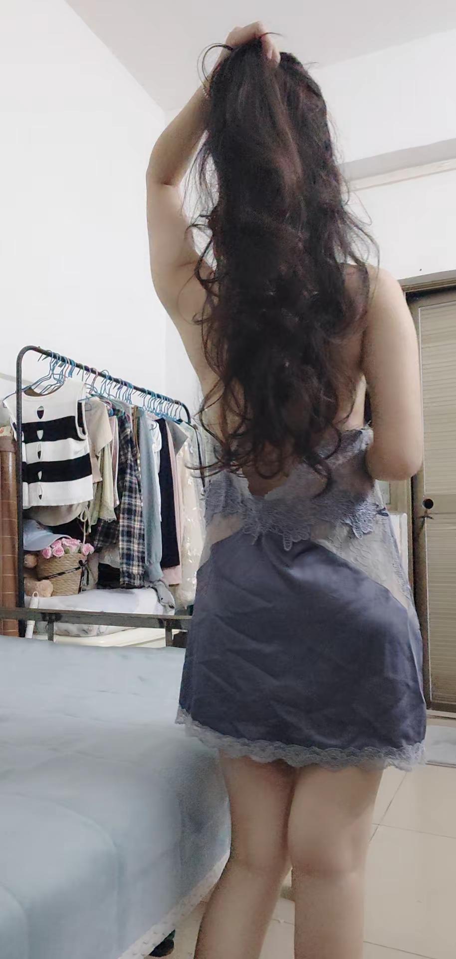 “不入谁的局，不接受谁的定义， 只做自己的模样”