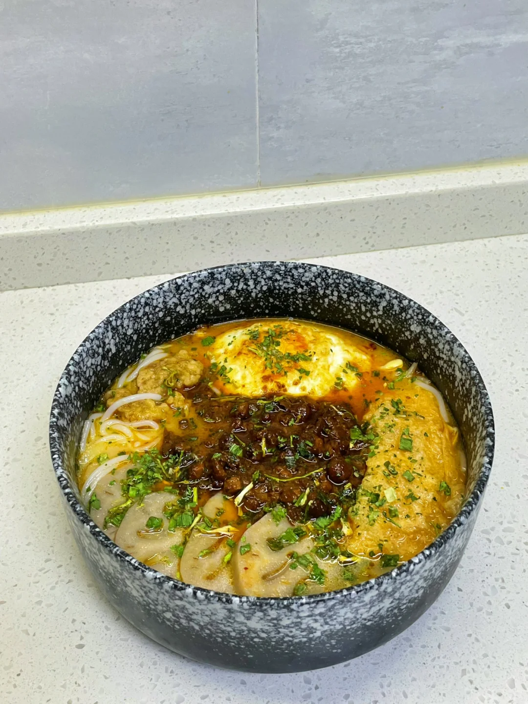 天天吃也不会腻的米线，料超多超过瘾🤤