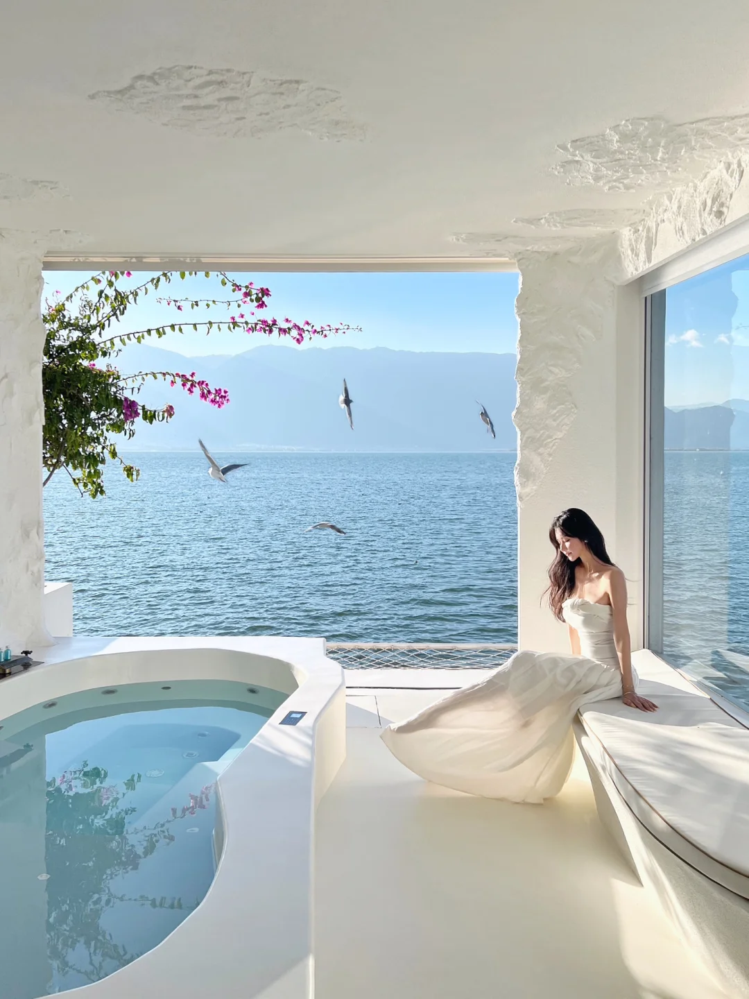 大理｜一眼就爱上的纯白仙境海景房—听花岛💐