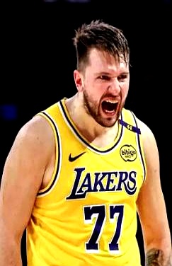 真是没想到，联盟前三的球星，关键时刻一次又一次让人大跌眼镜，去年独行侠...