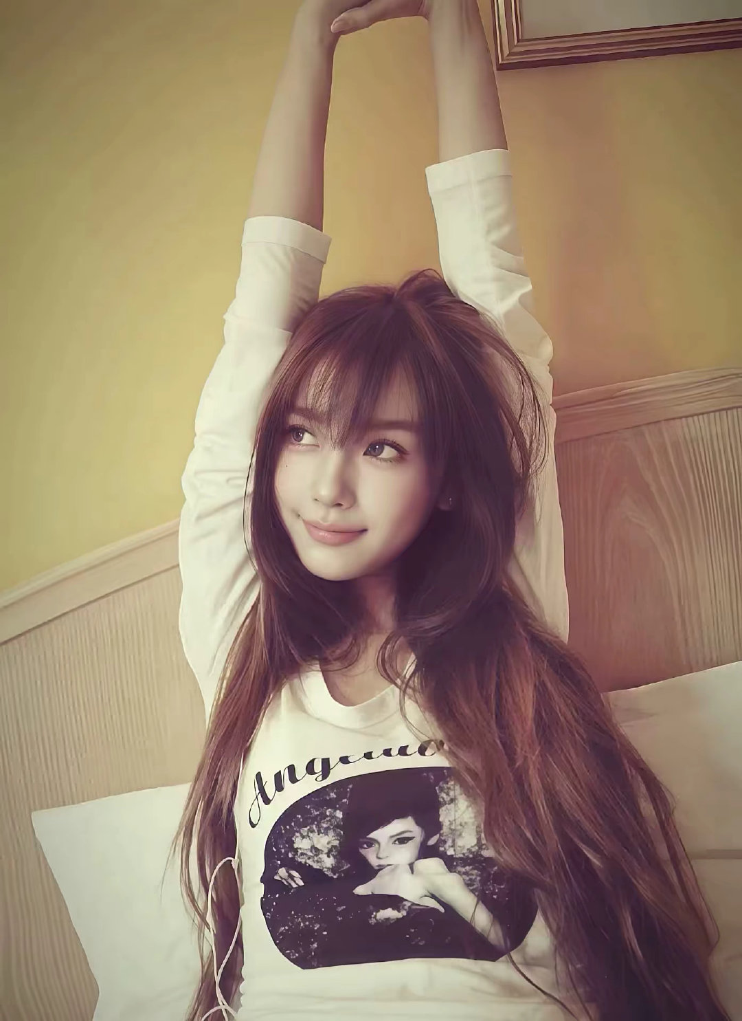 此女早期真的太权威了
#angelababy# ​