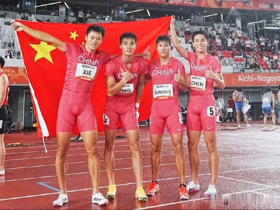 名古屋亚运会短跑各项冠军汇总，陈妤颉夺得2枚金牌🥇！

1.男子100米冠军:‌布里蓬·汶颂（泰国🇹🇭）成绩9秒90；

2.男子4×100米接力冠军:陈锦丰、曾克理、王胜杰、谢震业（中国🇨🇳），成绩38秒17；

3.女子100米冠军:陈妤颉（中国🇨🇳），成绩11秒06秒；

4.女子4×100接