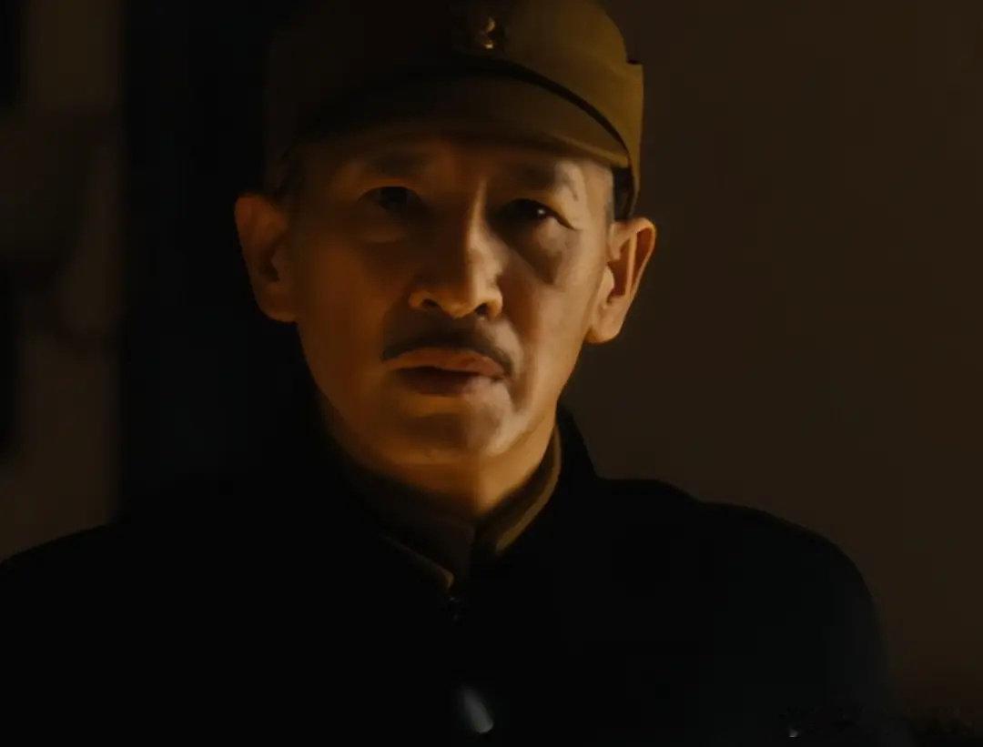 黄晓明也是戏路继续拓展了……阔以
于和伟依旧是当红炸子鸡啊……
好多大剧啊
今年恰逢长征90周年纪念
好啊👌 ​
