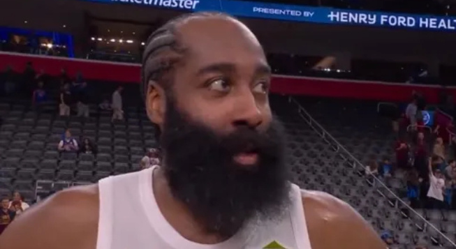 哈登：为团队感到自豪，赢得客场首胜是结束系列赛的好时机  今天NBA季...