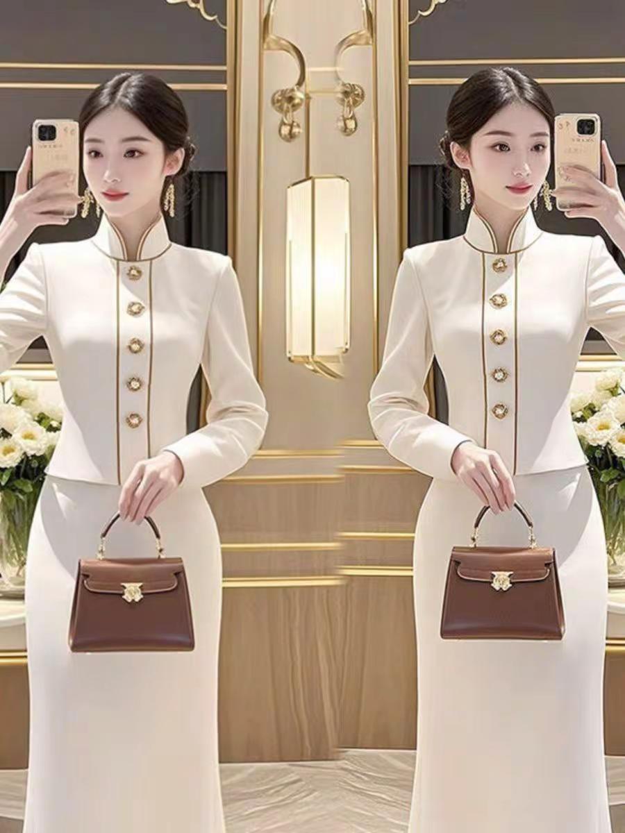 <p>优雅气质 服装设计师款高定女装 优雅女人新国风高定 街拍小姐姐穿...