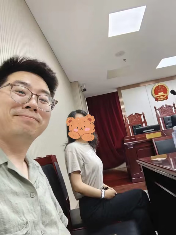 38岁，负债82万，带老婆开庭是什么体验