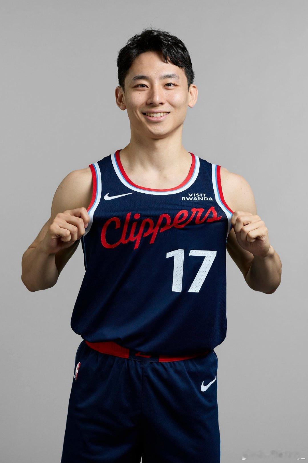 突发新闻：快船队裁掉后卫河村勇辉。在最近一场季前赛中出场 14 分钟，贡献 10 分和 4 次助攻。#河村勇辉##快船裁掉河村勇辉##NBA# ​