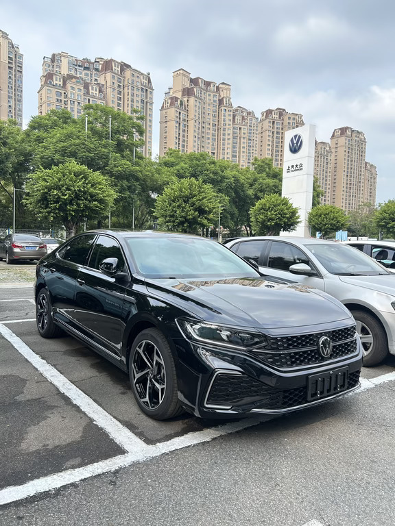 裸车13个多！拿下帕萨特380龙腾！