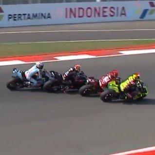 1号弯名场面
#motogp# ​