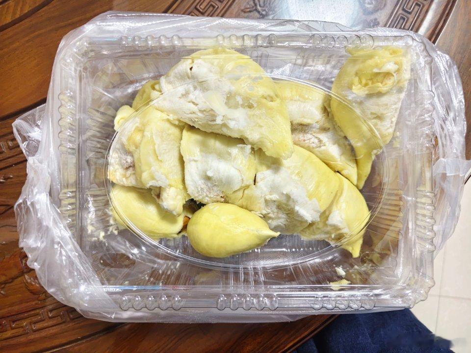 想吃就吃，专门踩个电鸡去买，一般繁华的城中村夜市[飞机] ​