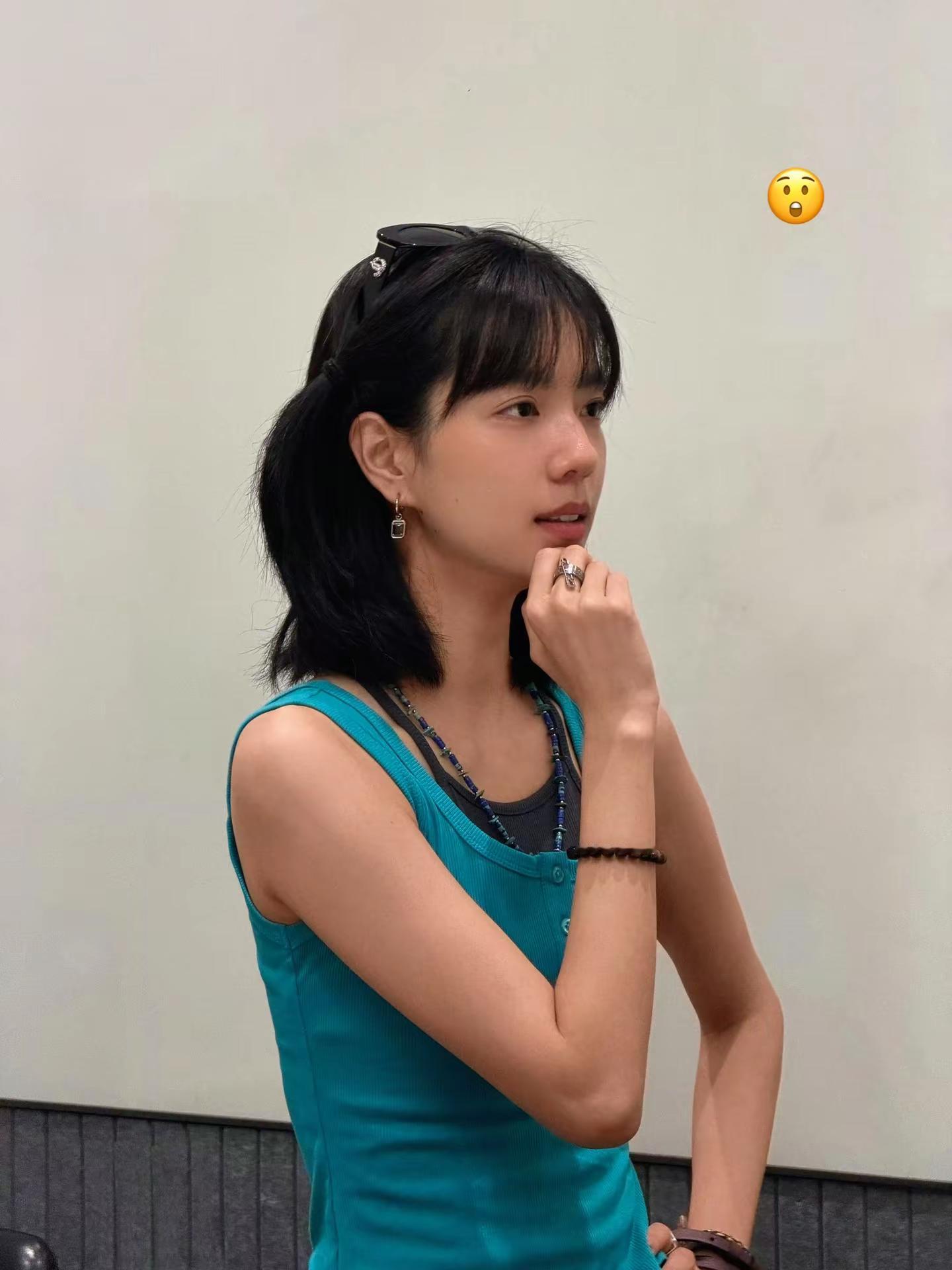 “是回见，也是看见”小庄@庄达菲 新歌《回见（See U）》已全网上线！来听🎧庄达菲 庄达菲未来可期 庄达菲宝藏女孩 庄达菲要一直努力