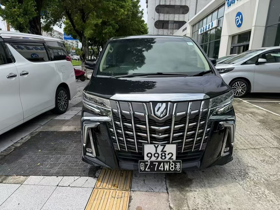 丰田埃尔法，十几万拥有