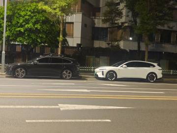 审美只有蔚来 阿维塔 理想纯电 小鹏p7