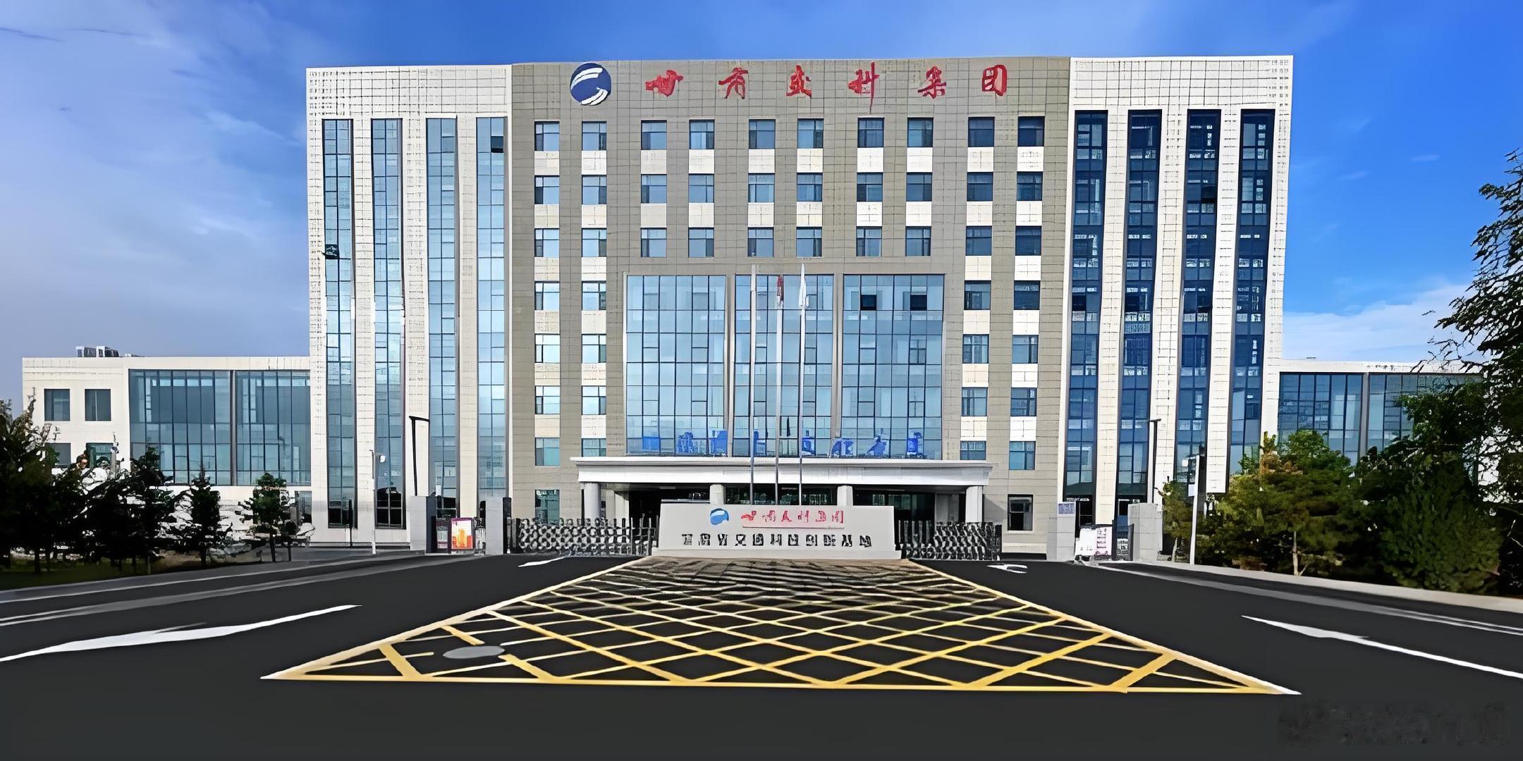 2023年甘肃兰州新区交科建办公大楼装修项目，干完活劳务工资被拖欠至今。
劳动监察大队多次协调，但西部（甘肃）市政建设集团、包工头王亮亮、黄江浪相互推诿扯皮。
务工的血汗钱，讨要之路艰难，希望事情能得到妥善解决。
#甘肃拖欠工资 #兰州新区讨薪 ​