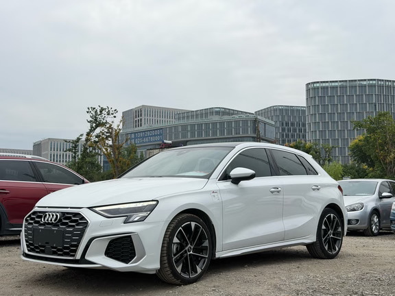 最新拿下23年奥迪A3，个人一手车