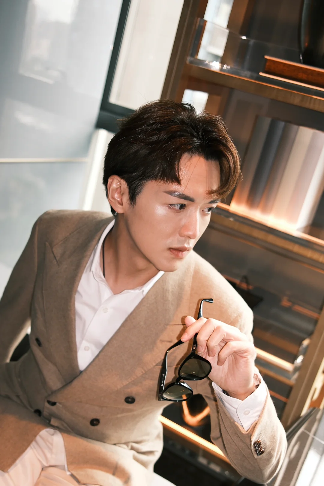 要努力让自己更耀眼