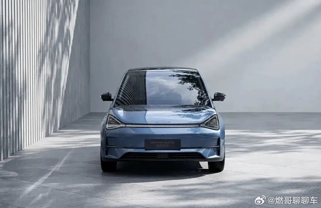 看看谁回来了！众泰汽车！
人家这回带着原创设计来了
众泰Wink Y01，一款纯电小车
曾经被大家称为“皮尺部”的众泰，如今涅槃重生
大家看好它吗？
#众泰##汽车资讯##新车情报局# ​