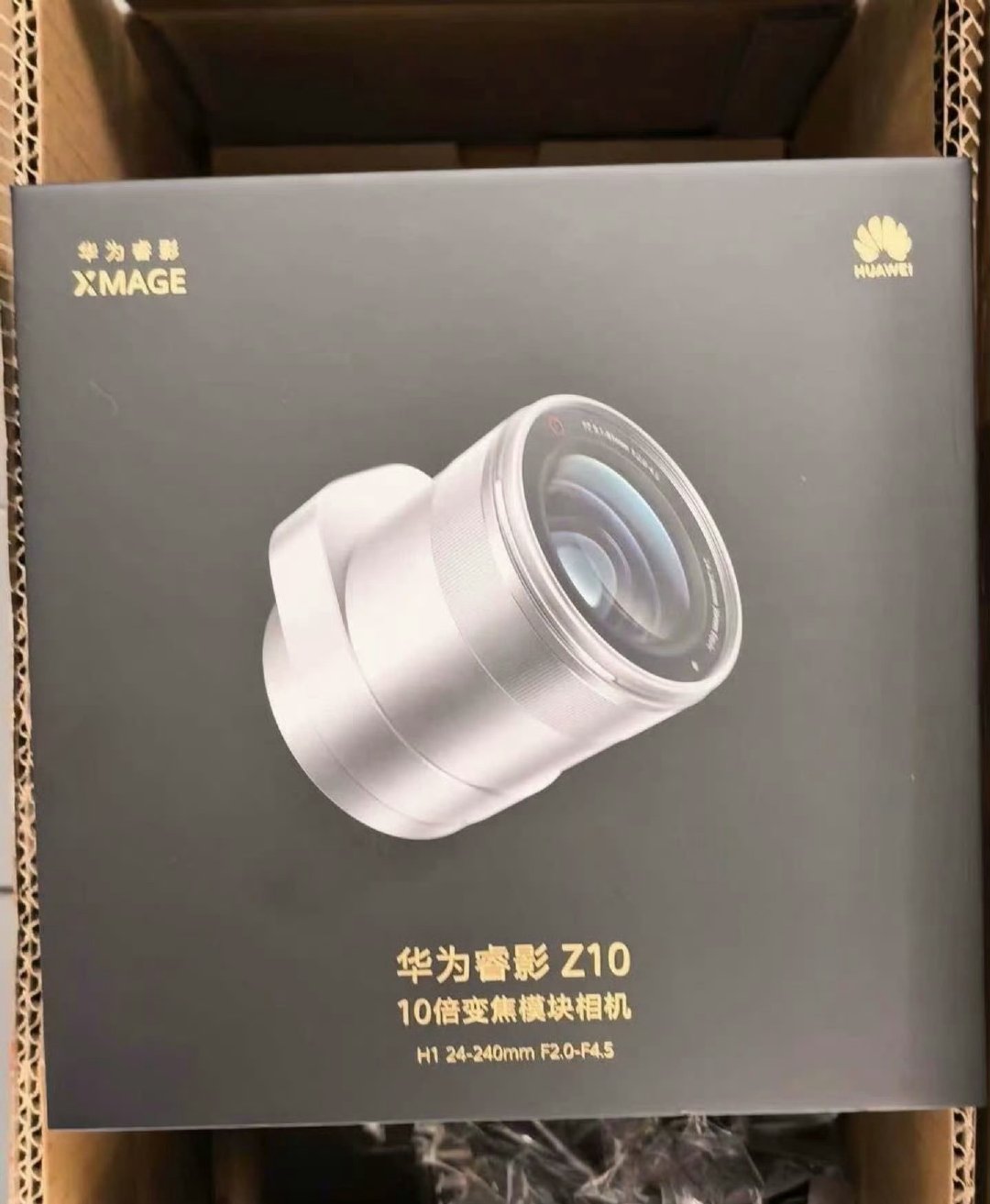 Mate90支持外接巨炮？这是内置CMOS的，并不是只有光学镜头，10倍光变+大底CMOS、24-240mm F2.0-F4.5...[泪奔][泪奔][泪奔] ​