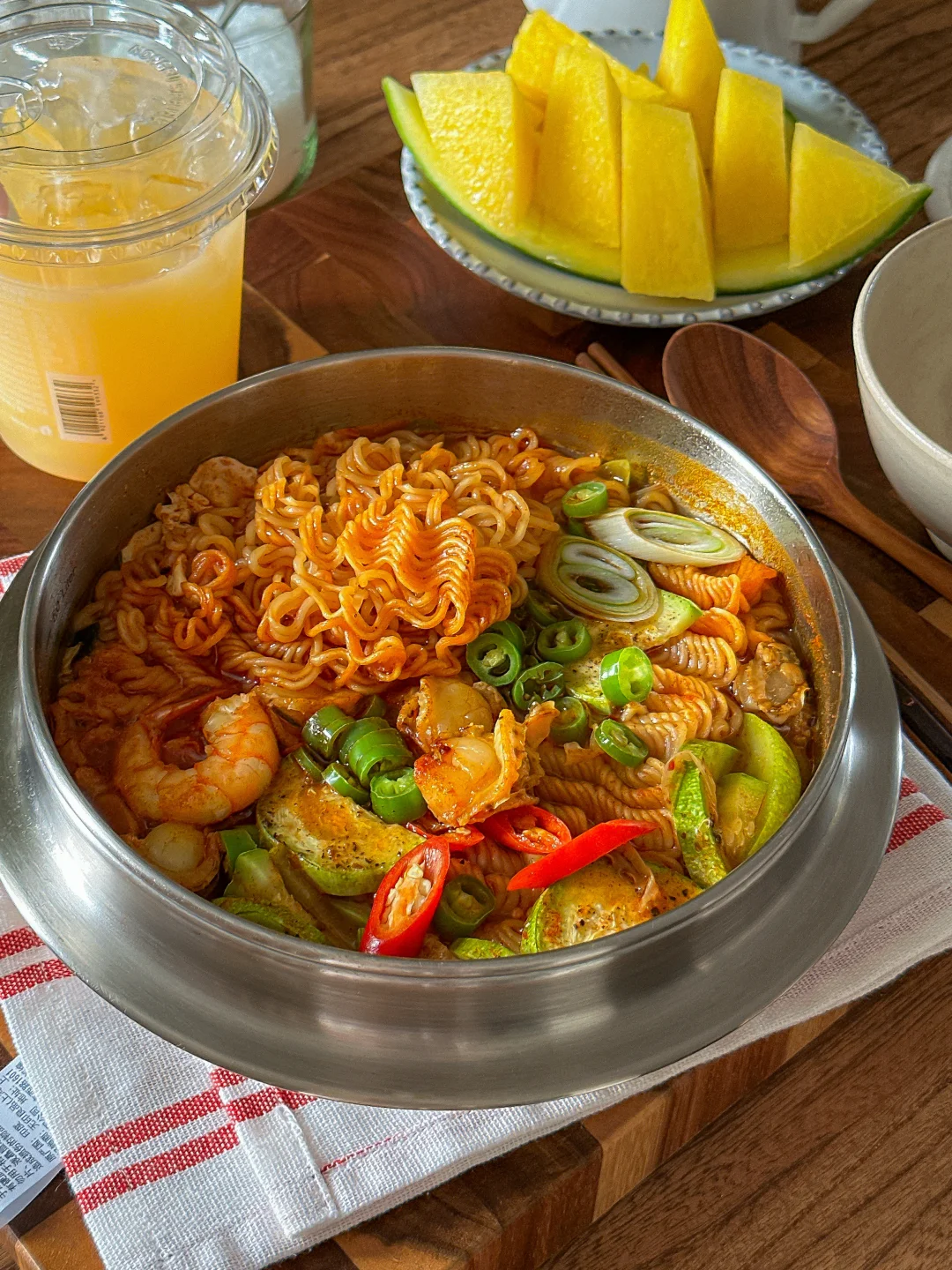 简单煮碗泡面🍜