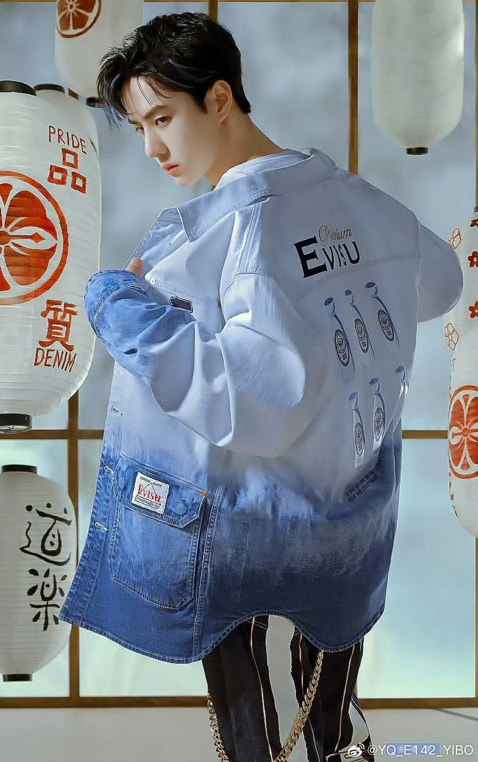 [超话]   你身上干净耀眼的少年气，晴朗了我少年时代所有的欢喜。​​​