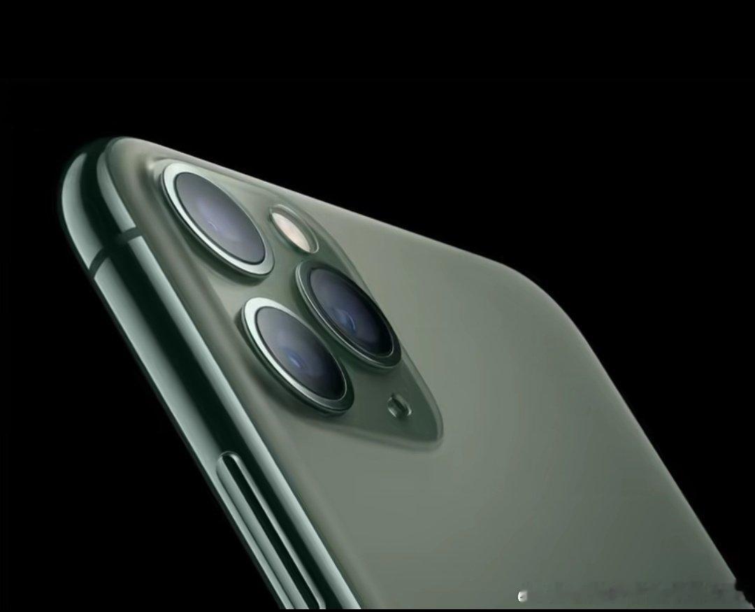 #iPhone11Pro系列被列为过时产品#
苹果公司表示，iPhone 11 Pro 现在已经过时了 ​