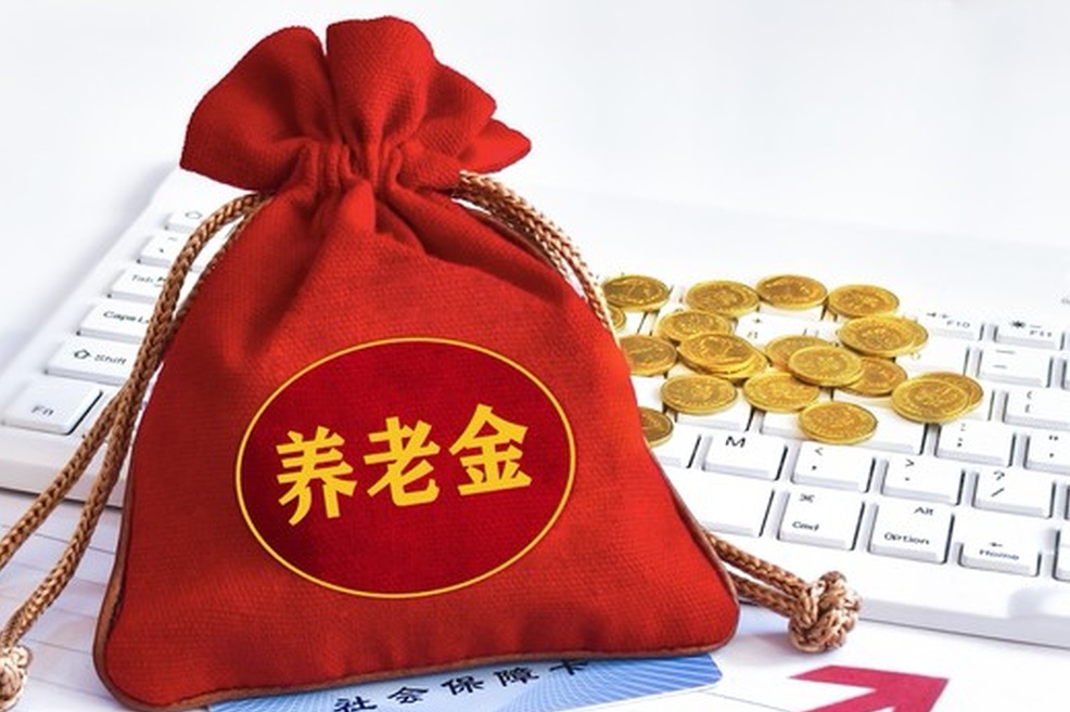 养老保险一旦断缴，以前交的就作废？不少人被网上说法给误导了

很多人换工作、暂时没活干、收入不稳定的时候，心里最慌的就是社保断缴。
 
网上到处都在传：养老保险千万不能断，断一个月、断几个月，之前交的全部清零，全都白交了。
 
就因为这句话，不少人哪怕手头紧、压力大，日子过得捉襟见肘，也要咬牙硬撑着