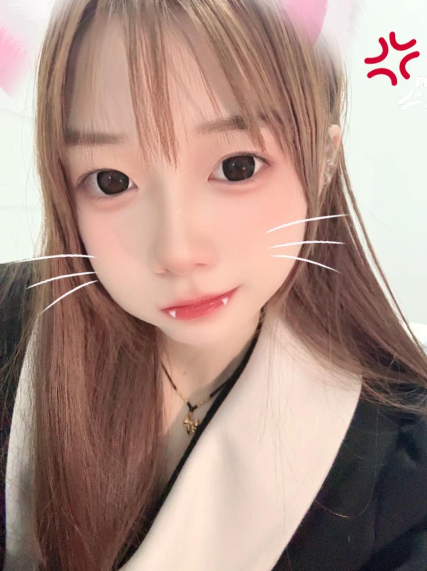 长得乖就行了 你管我乖不乖