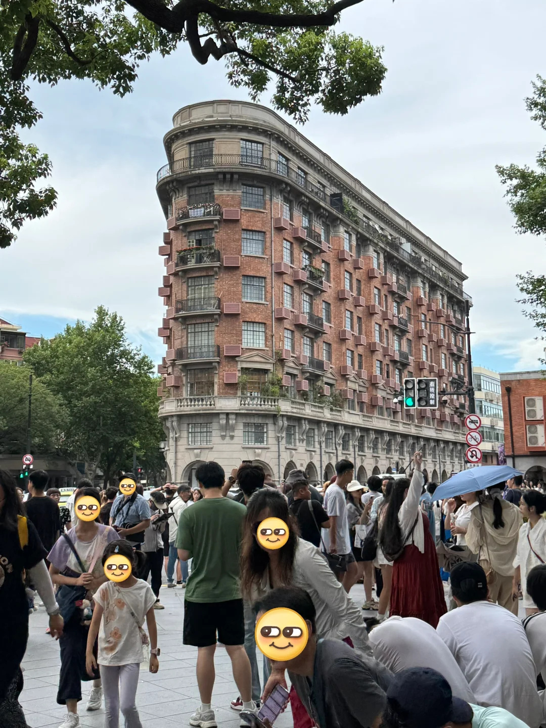 今天武康大楼人均摄影师