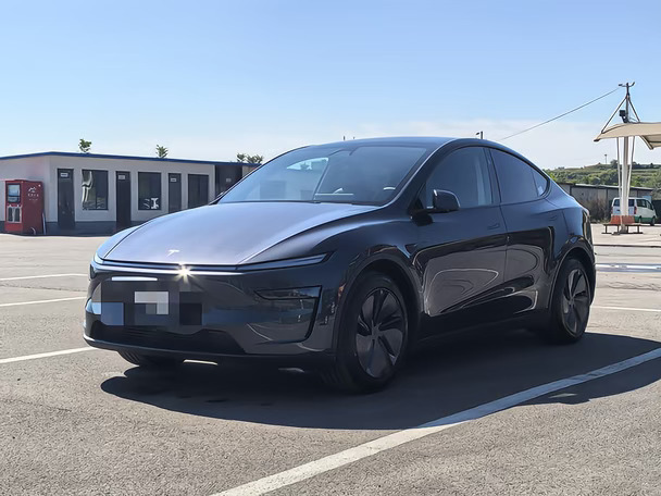 25特斯拉model y，18万多