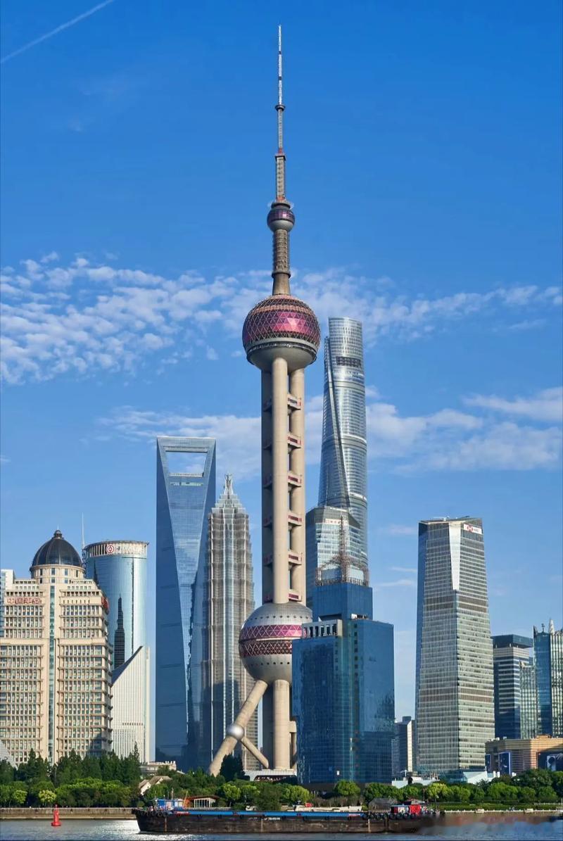 #微博知名博主[超话]# 9.7号宝格丽品牌发布会，艺人：刘亦菲、张凌赫#刘亦菲##张凌赫##上海爆料# 
地址：上海当代艺术博物馆 ​