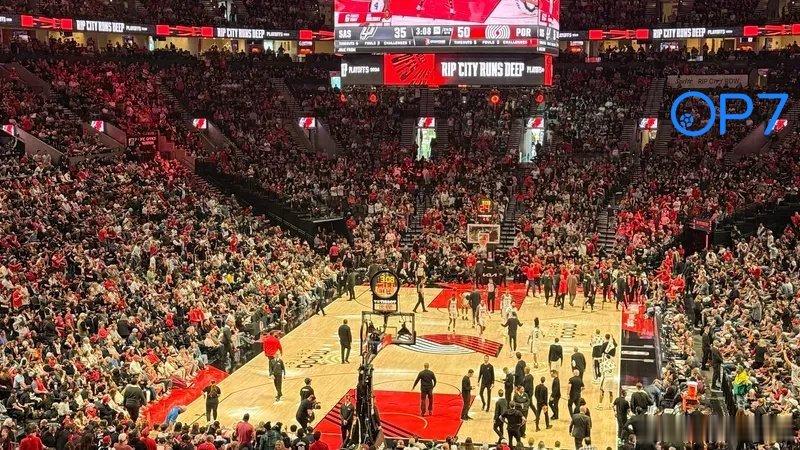NBA波特兰开拓者的未来出现了新的变数。今年3月，新老板汤姆·邓登斥资...