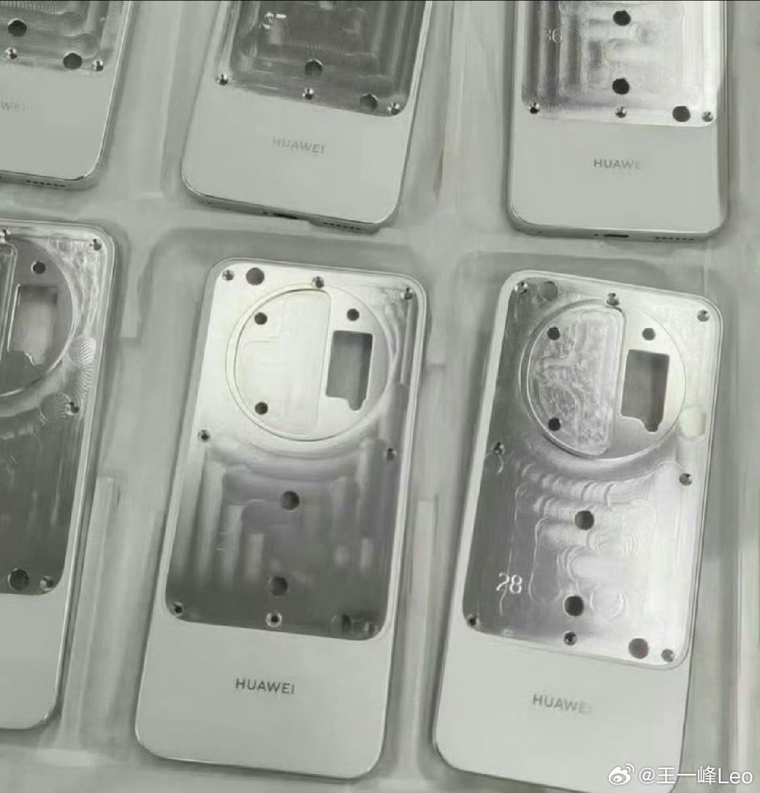 #华为Mate90 定价#mate90 这个外观
看起来跟 mate60 很像
双层玄武机身设计，我还挺喜欢 60 的设计
但是 90 不是奇数吗
按道理应该走 70 的设计路线
为什么会回到 60 的设计上来？
我感觉摄像头应该不是星环
是 70 的奥利奥造型吧[捂嘴哭]
#华为mate90 5g回归# ​