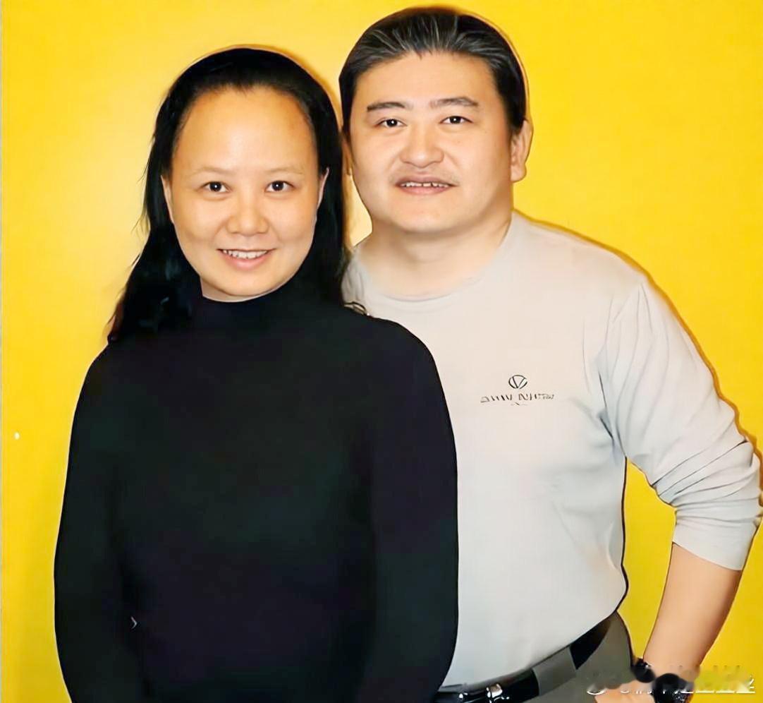 刘欢两套房全写老婆名字，生前还挨过爸妈误解 ​
