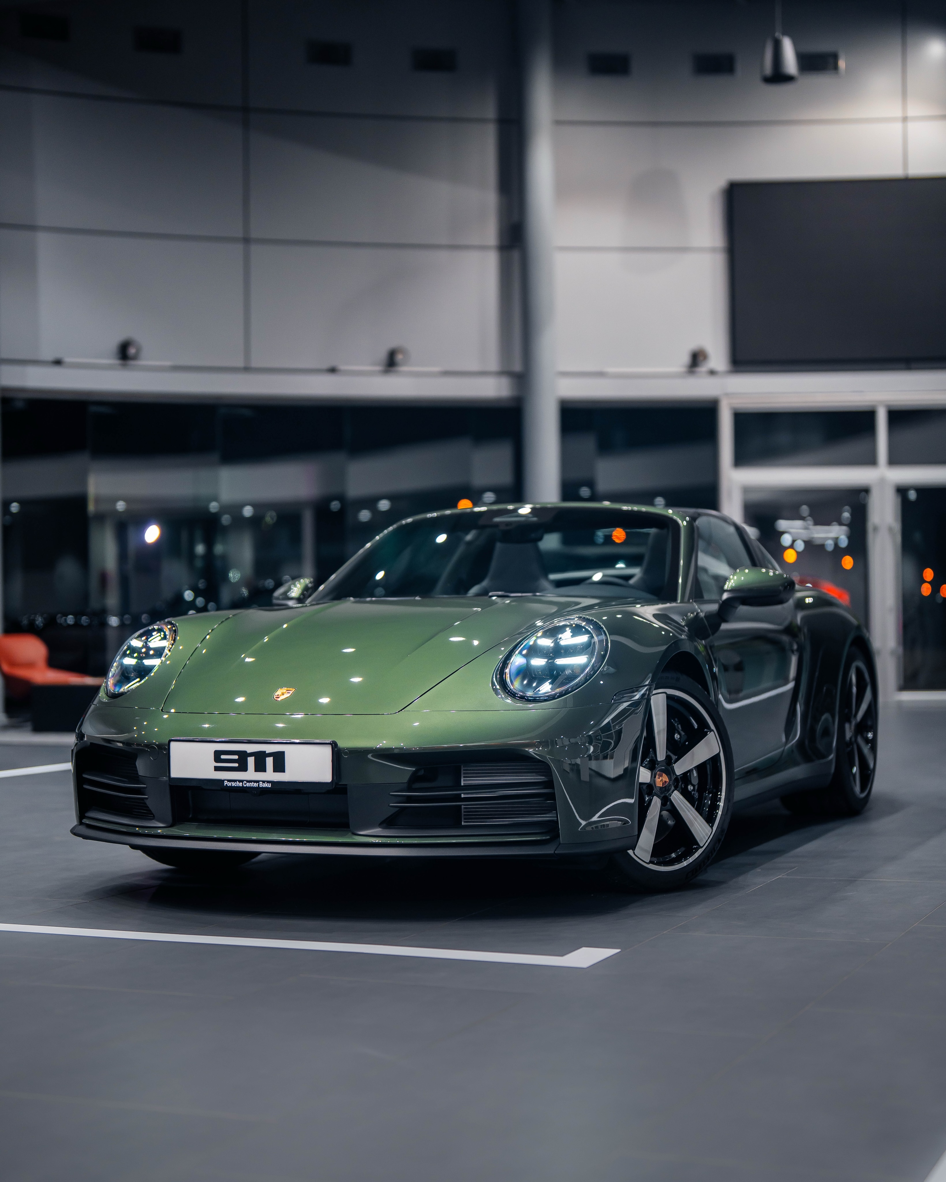 保时捷911 Targa 4S，传奇PTS定制橡木金属绿配色保时捷