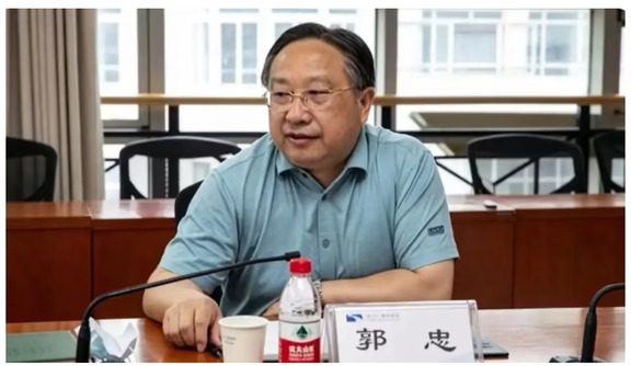湖北原台长搞权色交易，生活腐化
