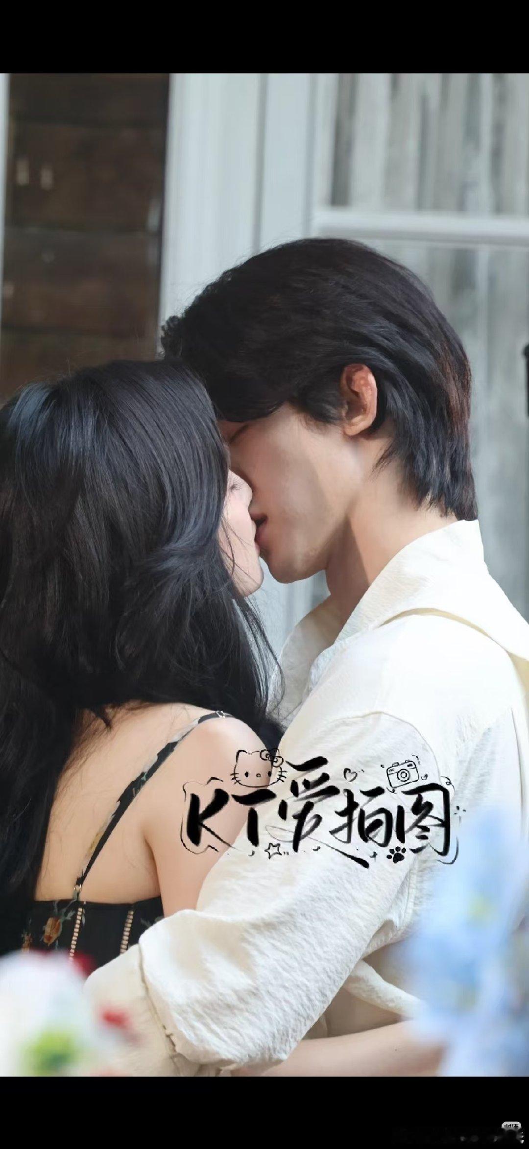 #白鹿常华森吻戏好苏#这种戏就是要俊男美女演才好看啊！ ​