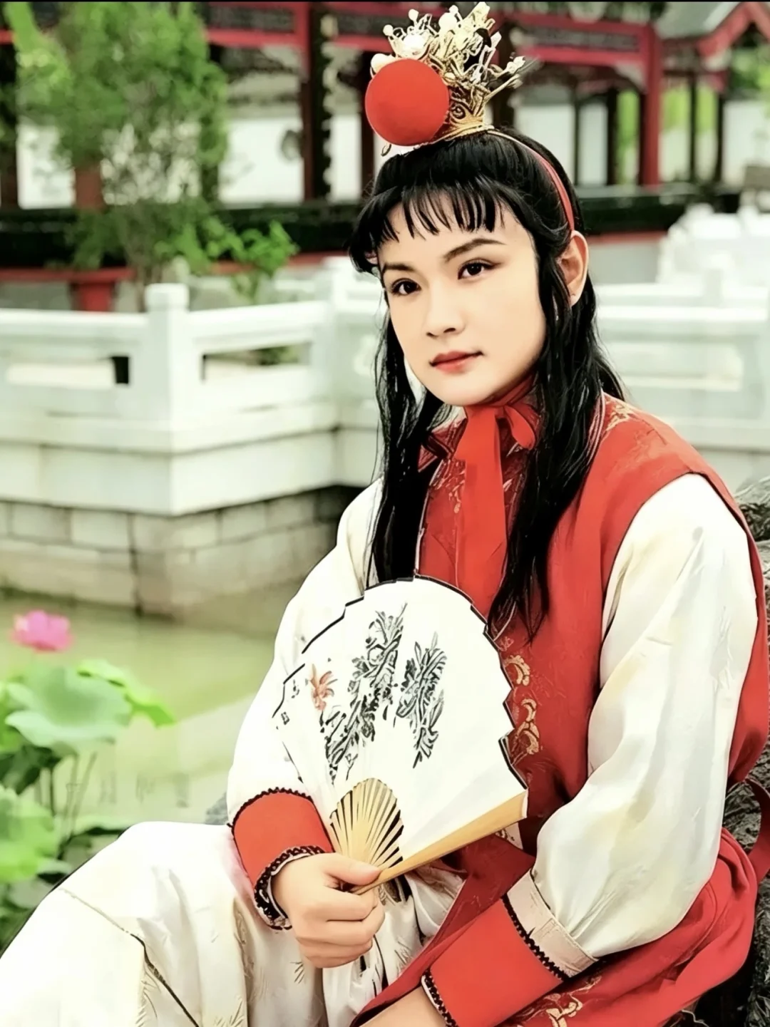 《红楼梦》为什么一定要有甄宝玉？