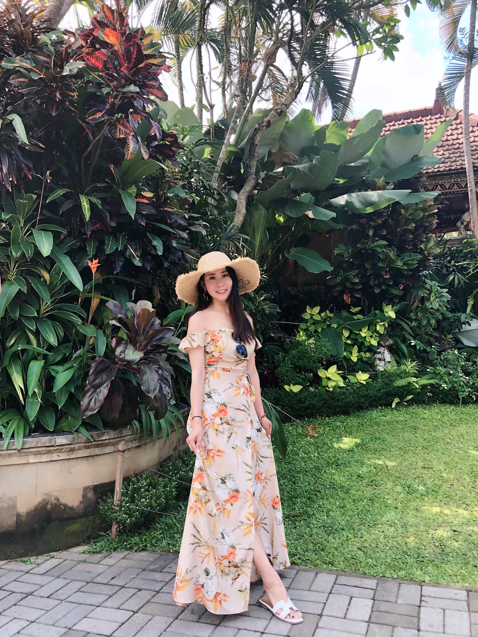 海岛穿搭 度假必备📷 推荐LOVEMILK swimwear这款长裙