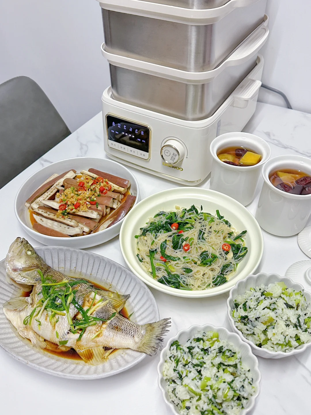 ✅晚餐分享｜清蒸鲈鱼➕菠菜粉丝➕猪油菜饭