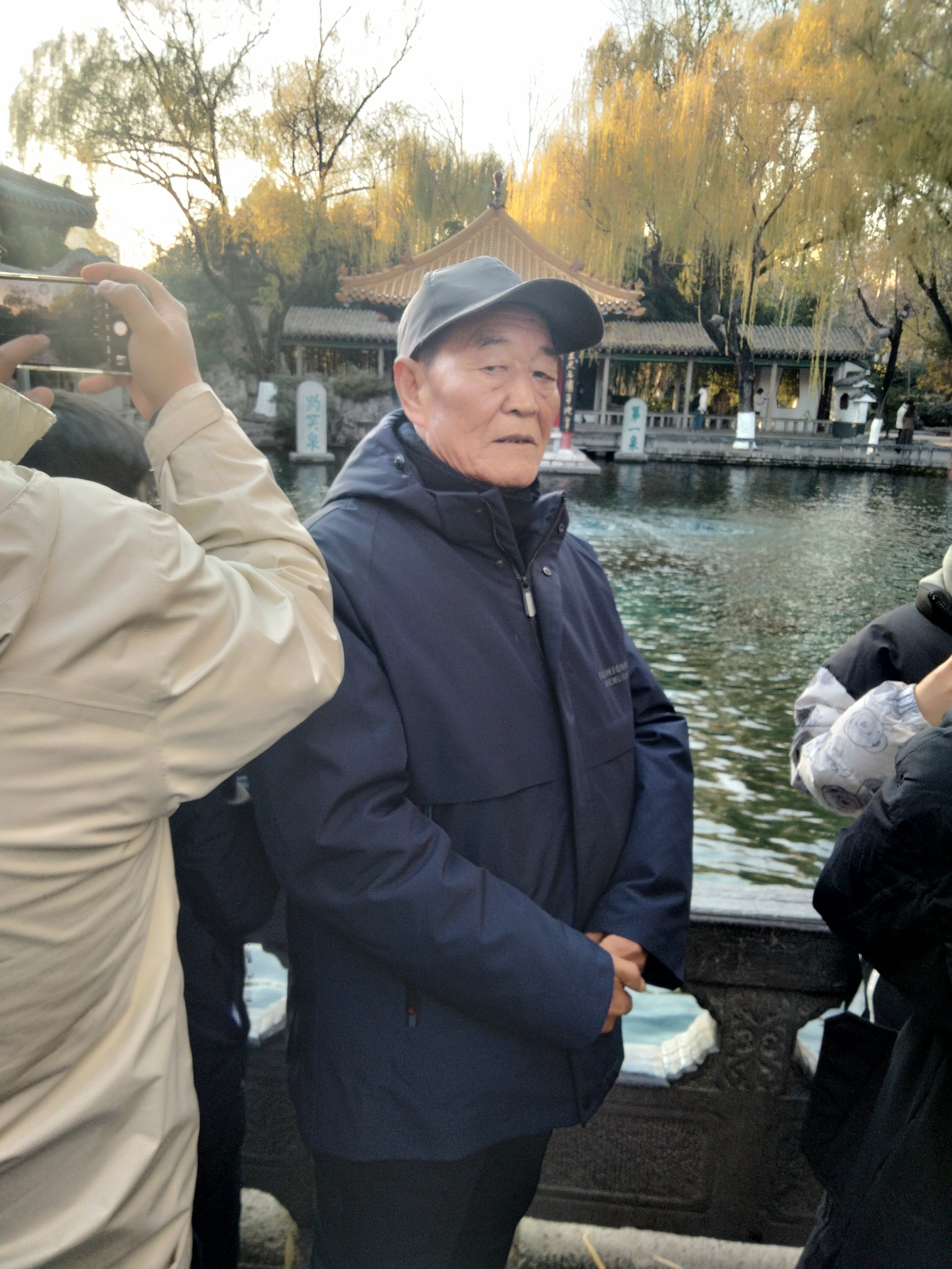 为朋友卖卖力，也是开心幽默灵感乐吗。谢谢