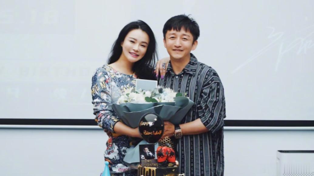 从“恋爱”到“再见爱人”，在大众心中，前者是浪漫偶像剧的浓缩版，后者则...