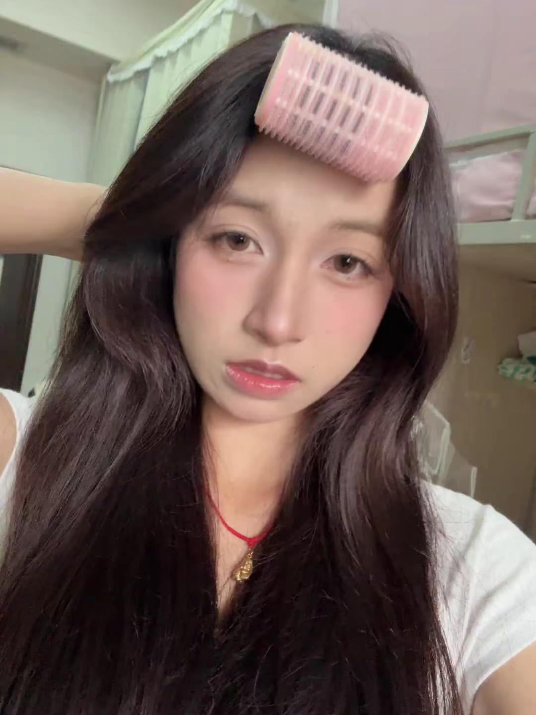 我性格十分恶劣但胜在脸实在太乖