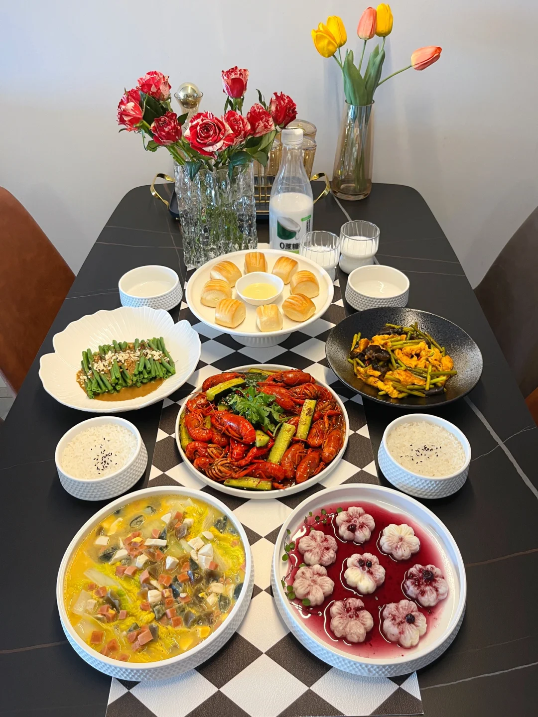 生活是晨起晨落，日子是柴米油盐