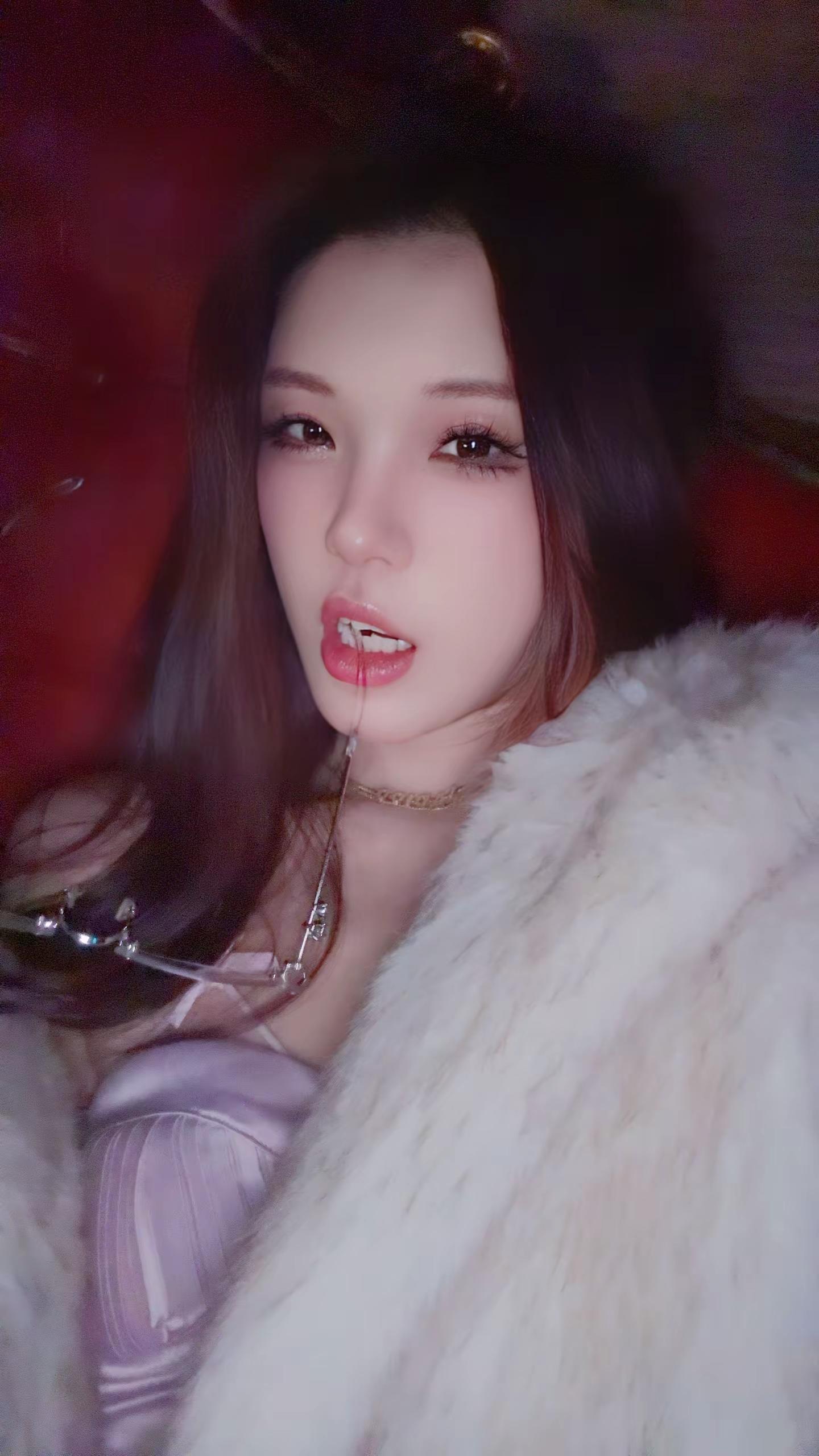 有趣的孤独胜过虚伪的社交。