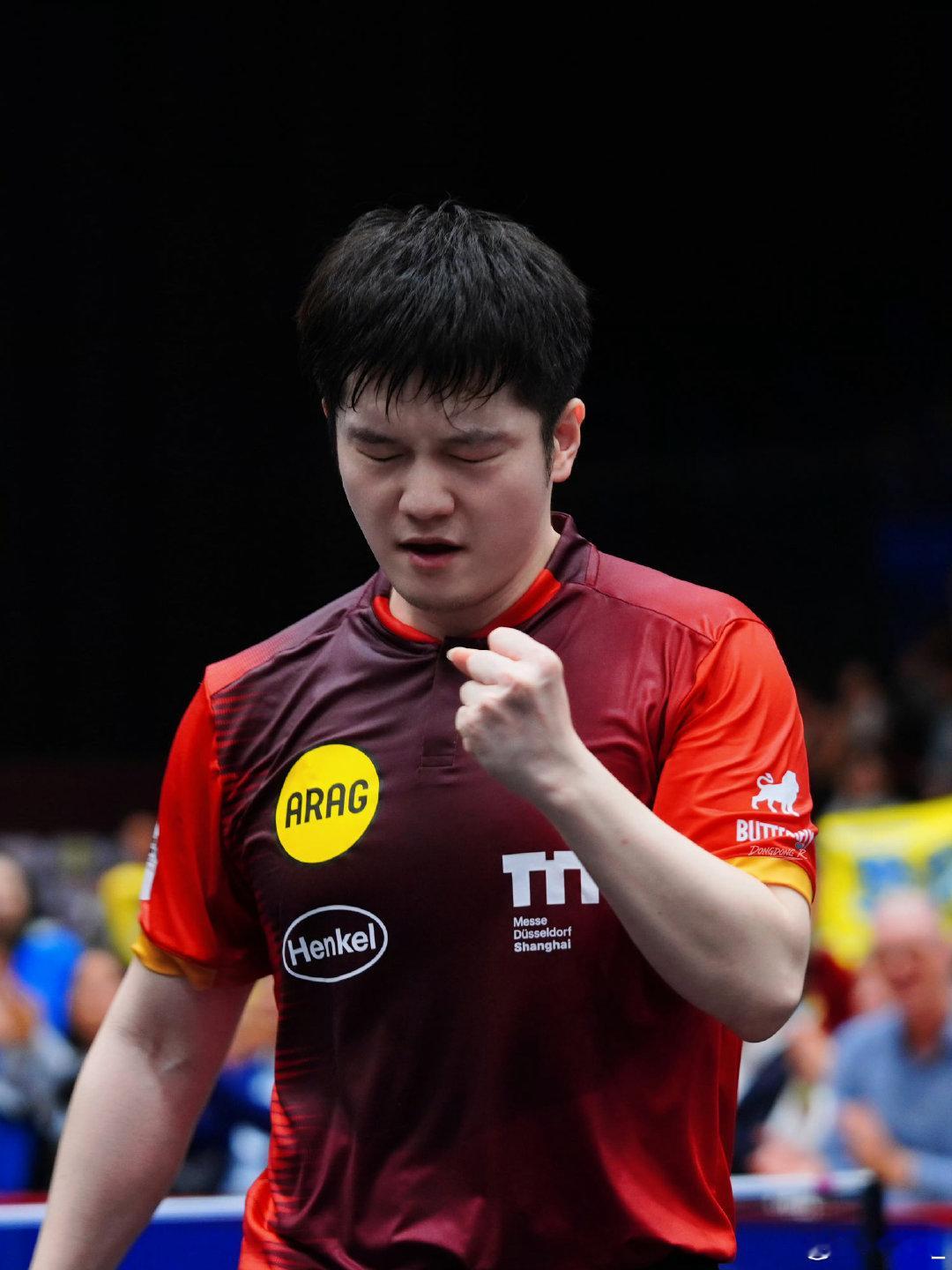 #樊振东新赛季首秀#
樊振东牛逼！！！ ​