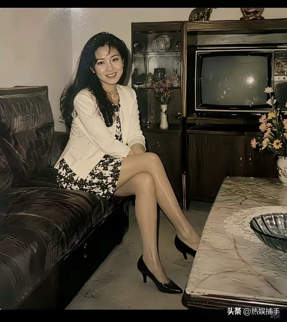 1990年代，那时候的美女膝盖都好干净