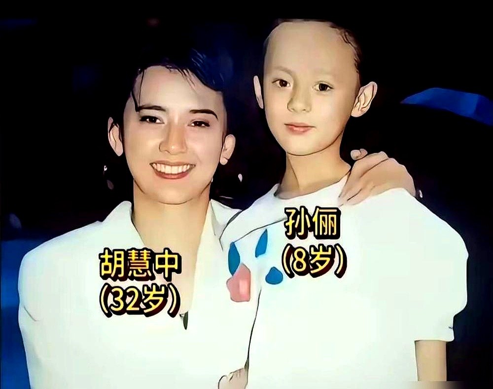 甄子丹硬生生打断四根甩棍，吴京手腕肿得连短刀都握不住。

《杀破狼》后巷这不到三分钟的戏，全是不套招真打。为保住这段对决，甄子丹跟资方拍桌子翻脸，自掏腰包贴钱硬把镜头留下。现在剧组绿幕一拉威亚一吊，谁都能凌空飞旋，大银幕动作戏彻底没了痛感。

吴京带《镖人》重回片场，打趣当年皮肉之苦成了吹牛本钱。这