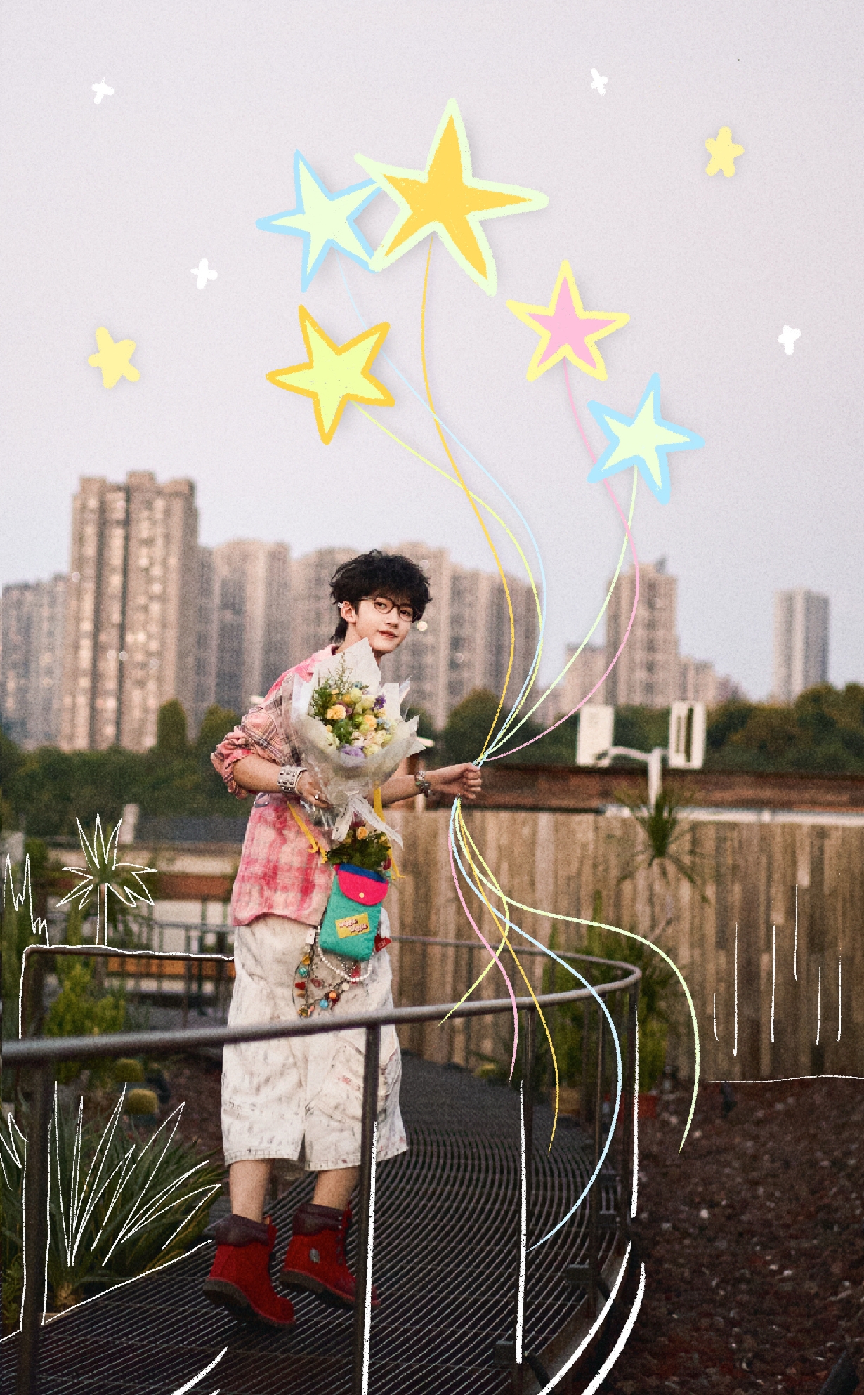 张奕然迎来16岁生日，发布写真与长文感慨意义特殊。今年他解锁高中生身份，将思考平衡舞台与学业的课题。愿16岁多些轻松快乐，好好照顾身体，与粉丝并肩留存更多舞台回忆。